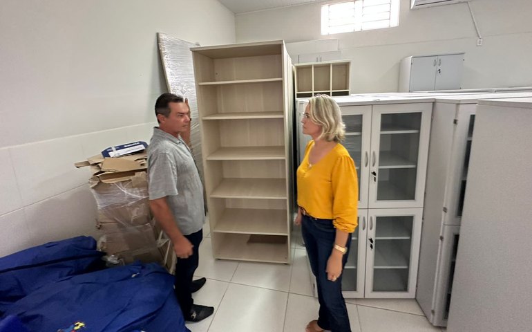 Prefeitura de Anadia adquire nova remessa de mobiliários e equipamentos para a educação