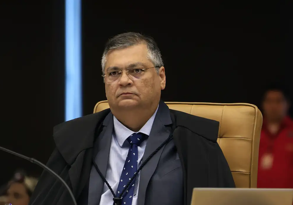 Dino libera retomada do pagamento de emendas parlamentares suspensas