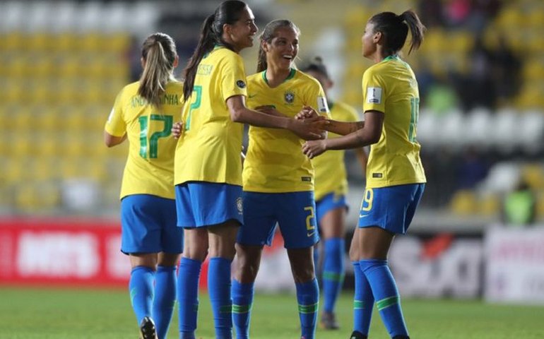 Sindicato pede ‘condições adequadas’ e ‘trato justo’ para o futebol feminino