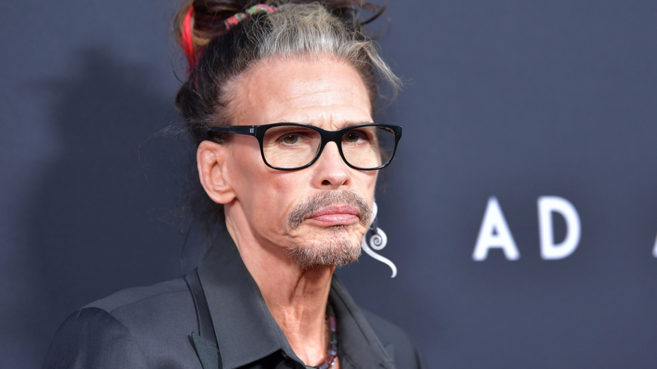 Steven Tyler é processado por abuso sexual de adolescente nos Anos 1970
