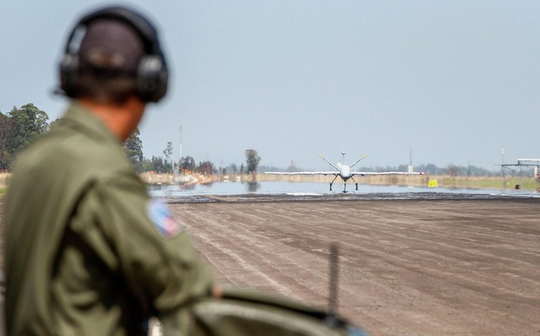 Entre tecnologia e governança na defesa: o desafio brasileiro na corrida global por drones militares