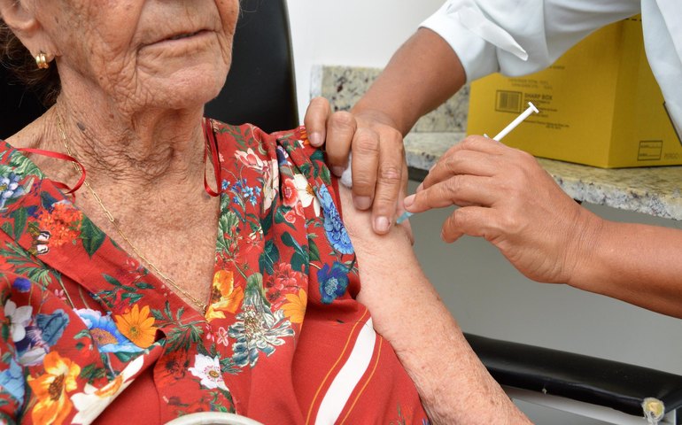 Estado reforça importância de população alagoana se vacinar contra Influenza