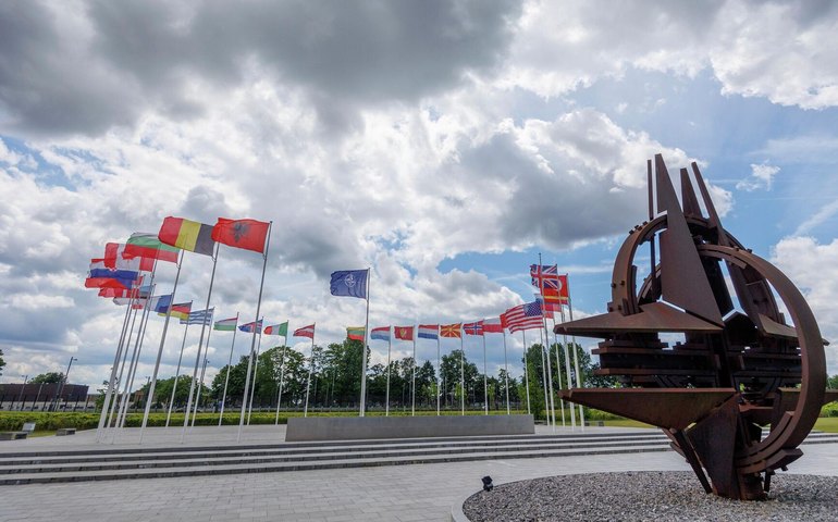 Trump pretende abandonar liderança da OTAN em favor do Reino Unido ou França, diz jornal