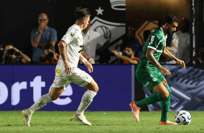 Santos vence o clássico com gol no fim, sai do Z-4 e tira o Palmeiras da liderança