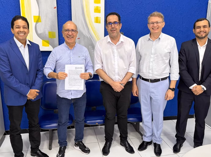 Prefeito Ronaldo Lopes assina empréstimo de R$ 25 milhões para viabilizar obras do PAP