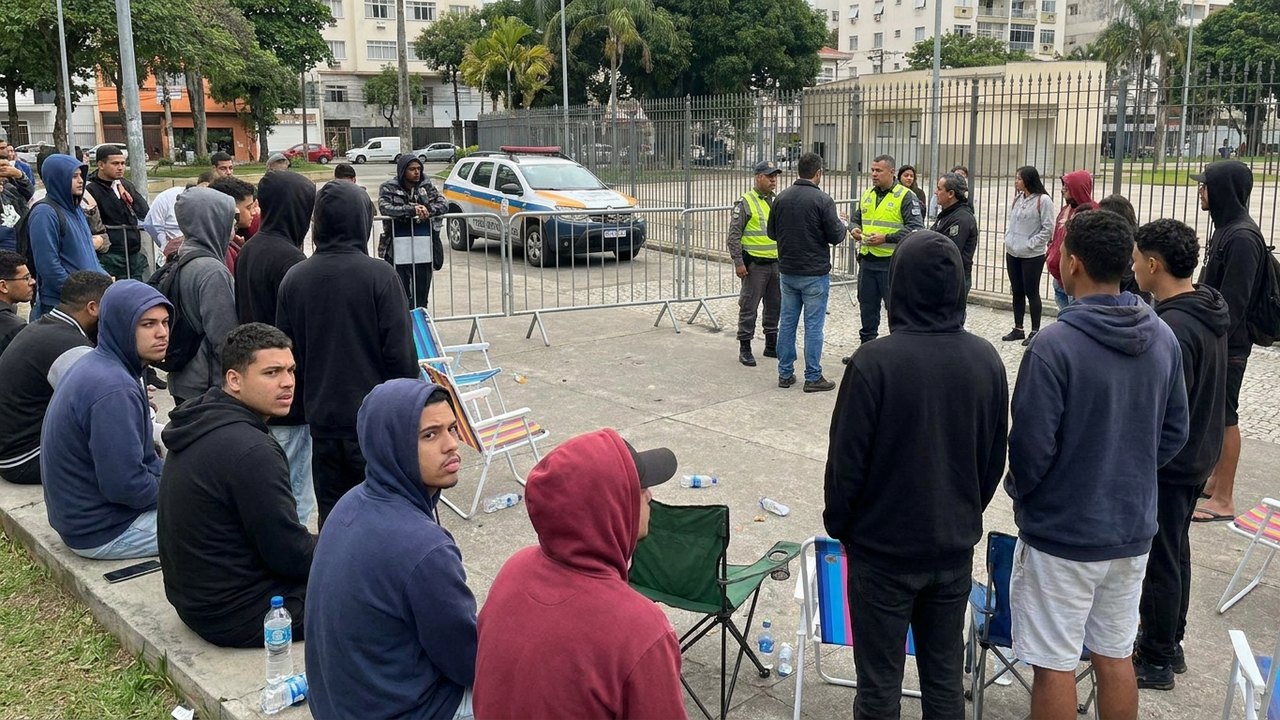 Campeonato de 'farmar aura' em Niterói enfrenta impasse com a prefeitura