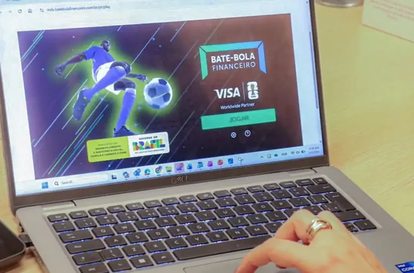 Ferramenta promove educação financeira a famílias no CadÚnico