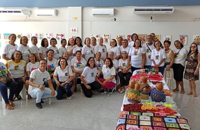 Idosos do Serviço de Convivência expõem obras no Complexo Cultural Teatro Deodoro