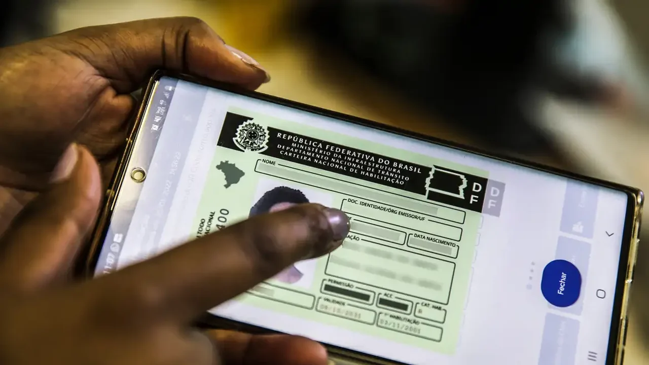 'CNH do Brasil' permite consulta a passagem em pedágios free flow e envia lembrete de pagamento