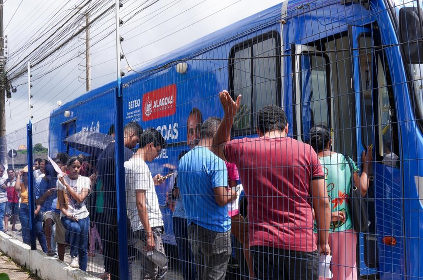 Sine Alagoas oferece 801 novas vagas de emprego em Maceió e no interior