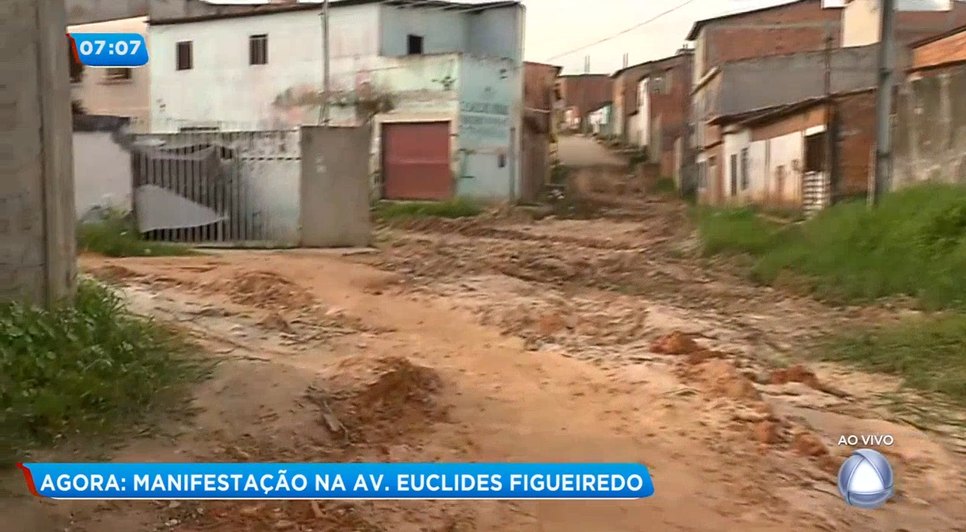 Obras Moema Meire / Foto: Reprodução TV Atalaia