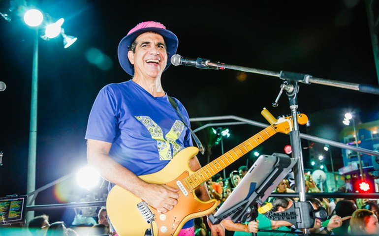 No ano do Centenário de Arapiraca, Folia de Rua terá desfile de blocos e shows de Timbalada e Durval Lélys