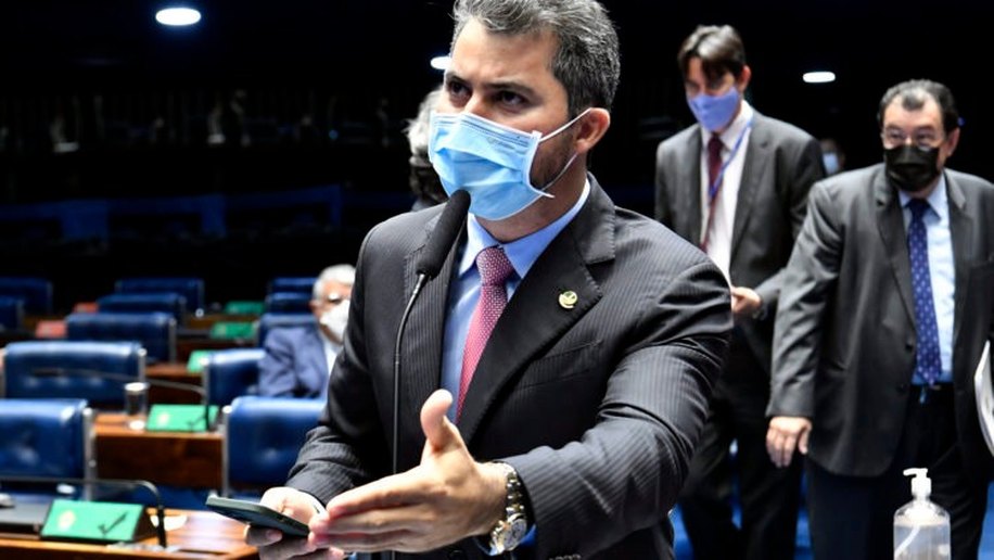 Senador alega “laço sanguíneo” para impedir Renan de assumir relatoria da CPI da Covid