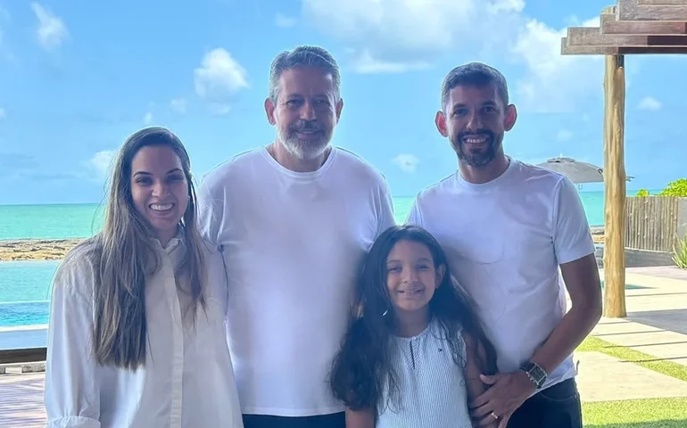 Da 'ala' Calheirista, prefeito anuncia apoio ao nome de Lira para 2026