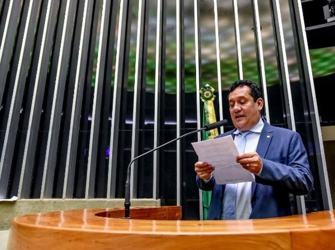 Severino Pessoa defende projeto que permite criação de federações partidárias