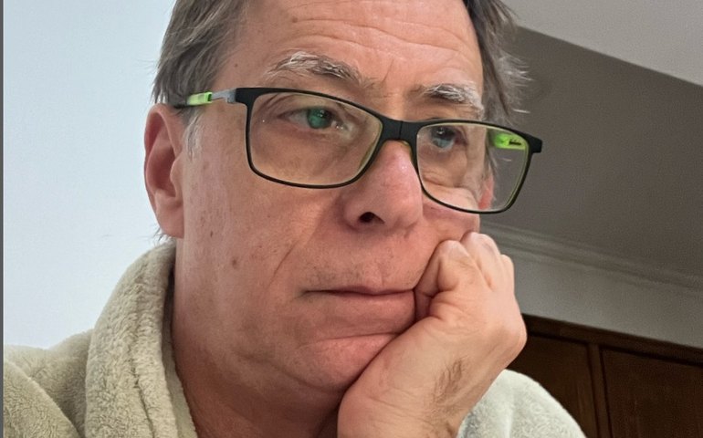 Pedro Cardoso diz que TV Globo está acabando: ''Apesar de todos o problemas que ela tem''