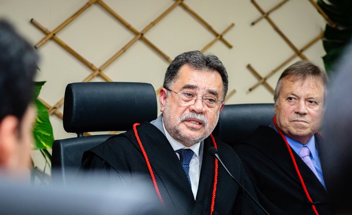 Lean Araújo durante cerimônia de posse como procurador-geral de Justiça de Alagoas, realizada na sede do MPAL em Maceió