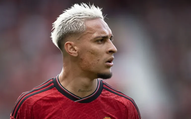 Antony nega acusações de agressão contra ex-namorada: 'Sou inocente'