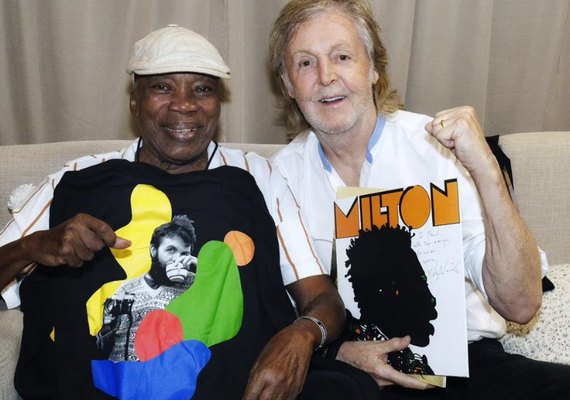 Milton Nascimento mostra foto com Paul McCartney e filho relata bastidores