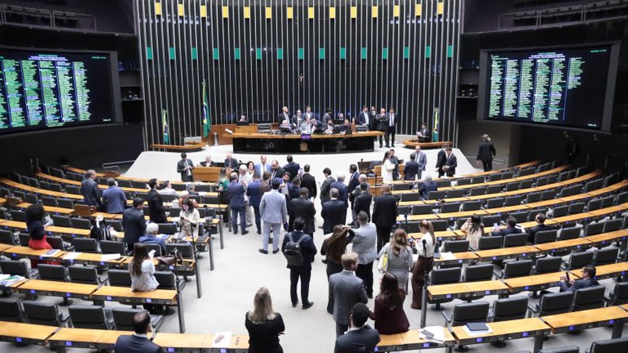 Acordo da OMC sobre comércio de aeronaves civis segue para o Plenário