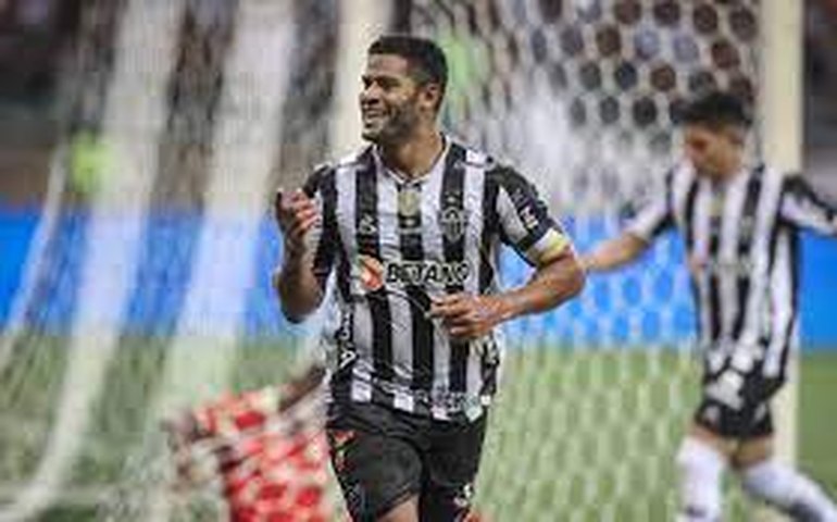 Atlético-MG anuncia renovação com Hulk até 2026: 'Que a história seja cada dia mais bela'