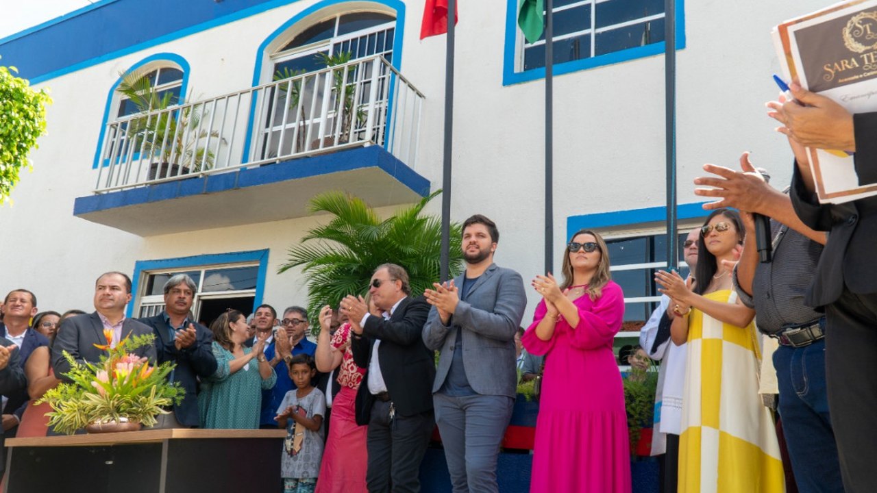 Solenidade de hasteamento de bandeiras abre comemorações dos 130 anos de Emancipação Política de Traipu