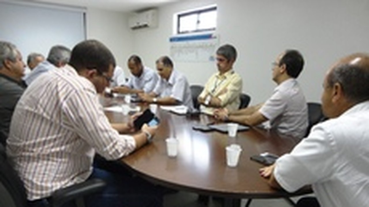 Grupo de trabalho da AL-101 Norte visita rodovia