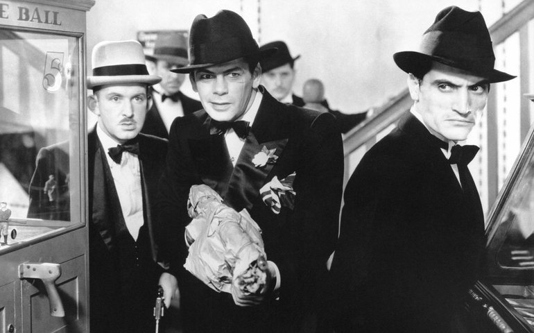 ‘Scarface’ em duas versões, de 1932 e 1983