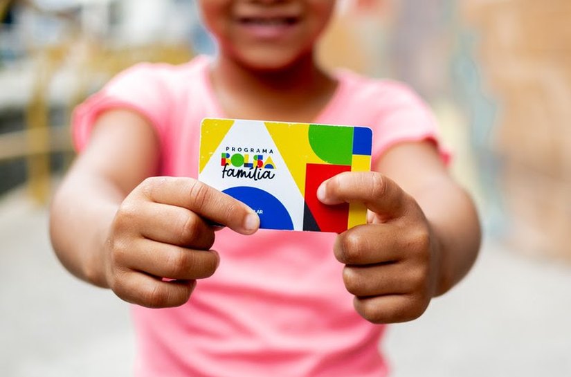 Mais de 533 mil famílias de Alagoas recebem o Bolsa Família a partir desta terça (15/4)