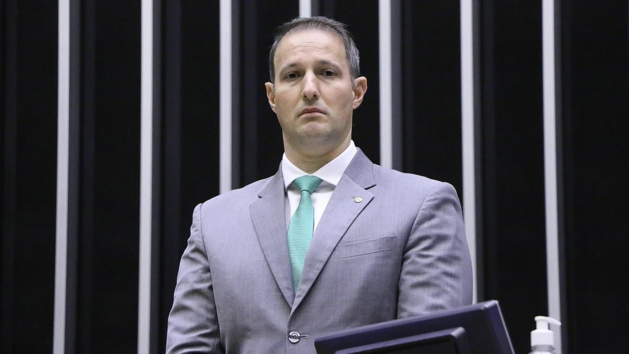 Projeto Antifacção: após pressão do Planalto e governadores de direita por ajustes, líderes já falam em adiamento da votação