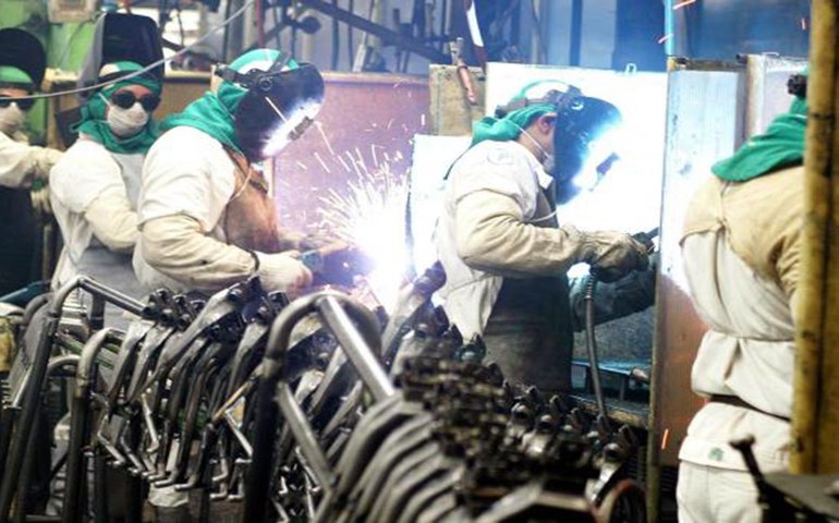 PIB tem crescimento de 0,87% no trimestre encerrado em abril