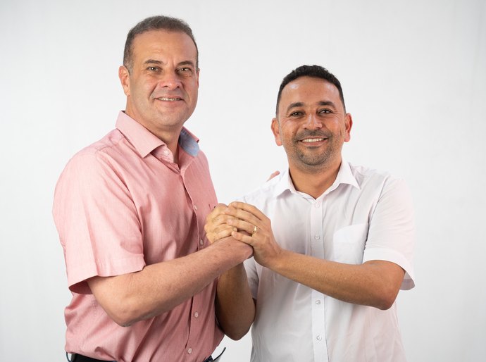 Pré-candidatos, Antonino e Dalmo participam de grande adesivaço neste sábado (22)