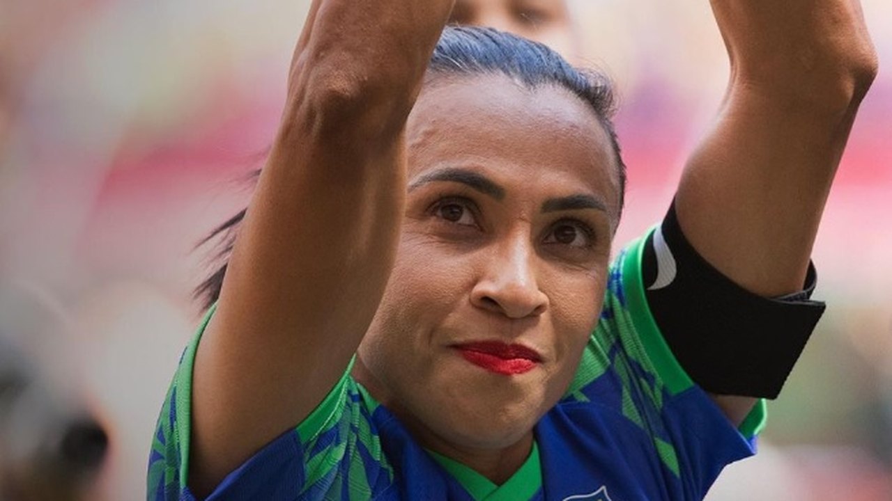 Marta é a escolhida para dar a bandeirada no GP de São Paulo de F-1