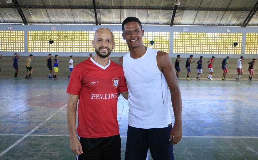 Atleta revelado na rede estadual é convocado para a Seleção Brasileira de Handebol