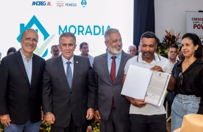 Programa Moradia Legal beneficia mais de 1.200 famílias em Penedo com títulos de propriedade