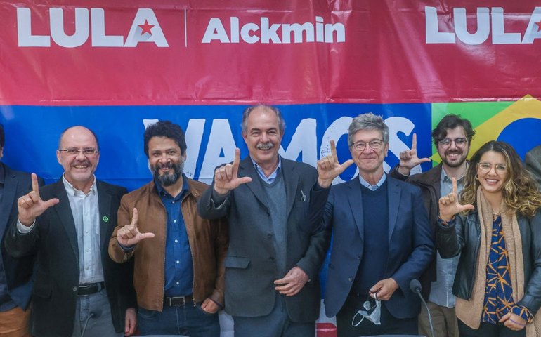 Jeffrey Sachs diz que o mundo está carente de lideranças como Lula
