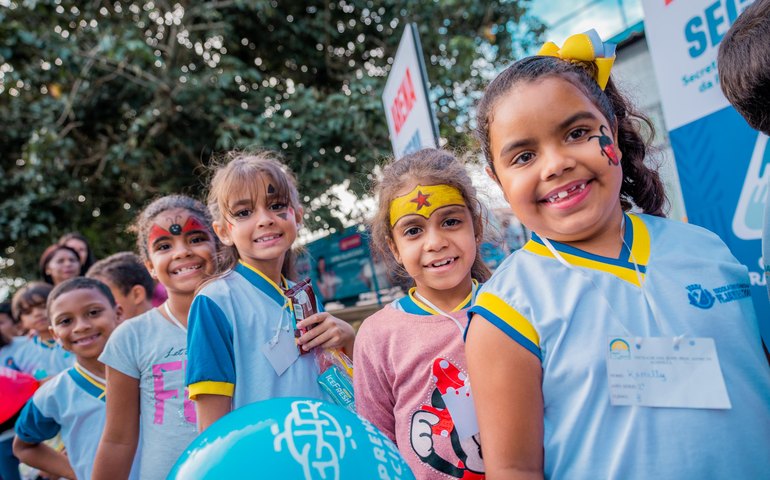 Secretaria da Primeira Infância lança edital para Prêmio Cria