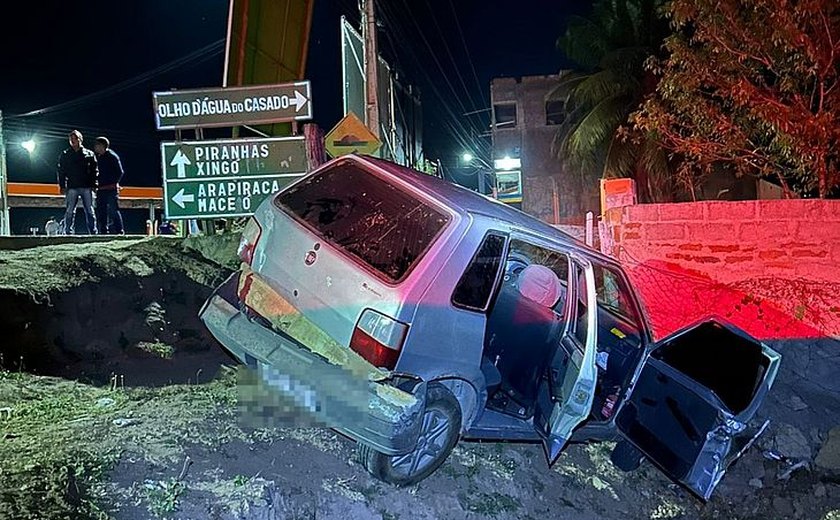 Motorista embriagado é resgatado após cair em ribanceira em Alagoas