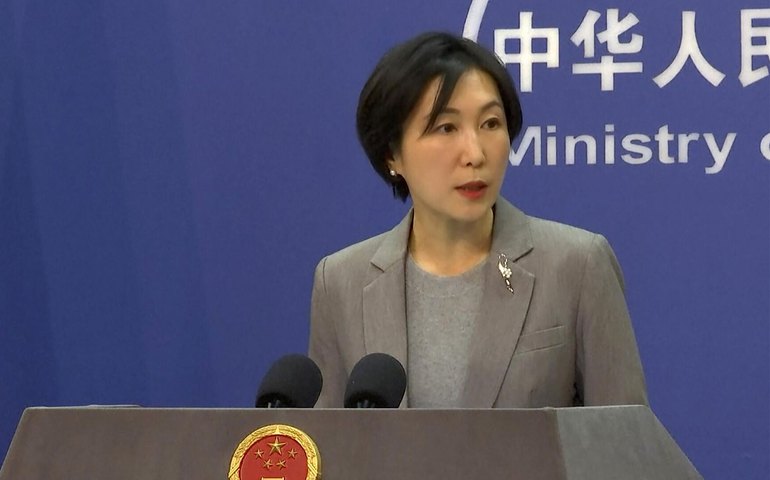 Pequim critica os EUA por revogar vistos para estudantes chineses: 'injustificável'