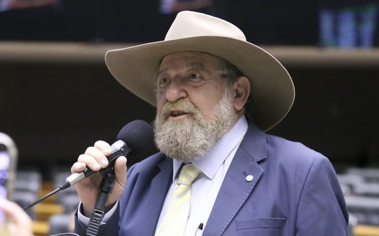 Projeto estabelece responsabilidade solidária de aplicativos de transporte por crimes cometidos por motoristas