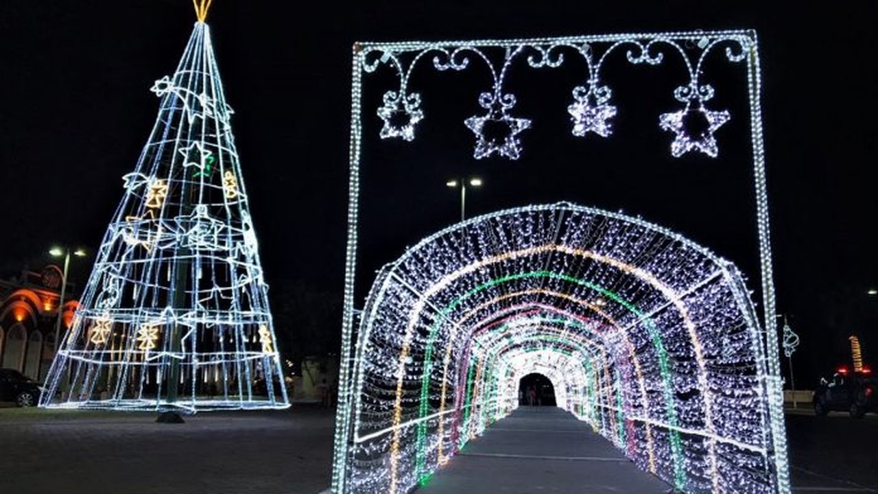Penedo Luz destaca cartões postais e celebra o nascimento de Cristo