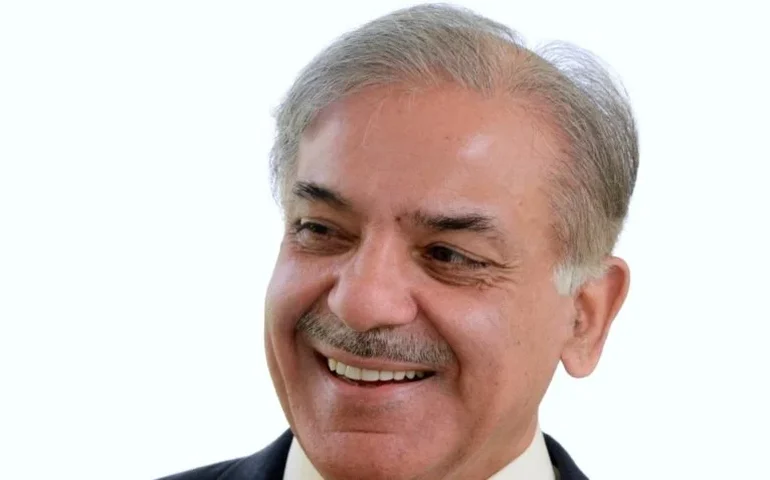 Premiê do Paquistão agradece Trump e autoridade da Índia relata ataques, apesar de cessar-fogo