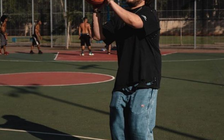 Bruno Martini sobe single inspirado em LeBron James