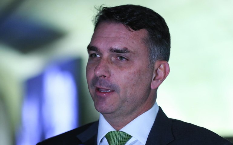 Indicação de Bolsonaro à Presidência: Flávio admite possibilidade de desistência