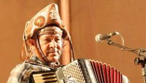 CANTOR EDGAR DO ACORDEON