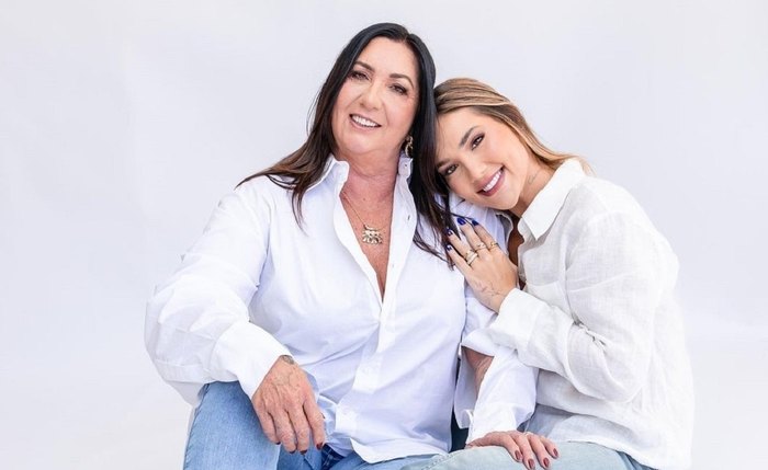 A influenciadora Virgínia Fonseca e a mãe Margareth Serrão