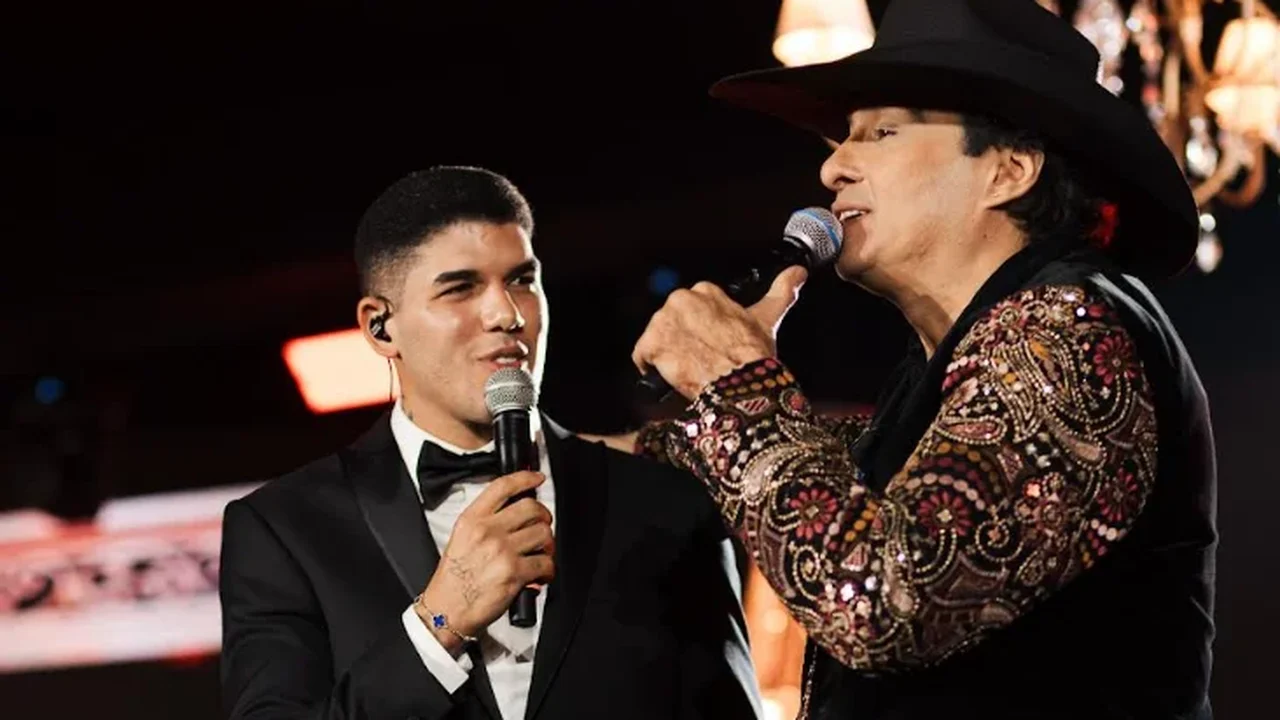 Vicente Nery lança 'Tortura de Amor' com Zé Vaqueiro e fortalece sucesso do projeto 'Cabaré do VN'