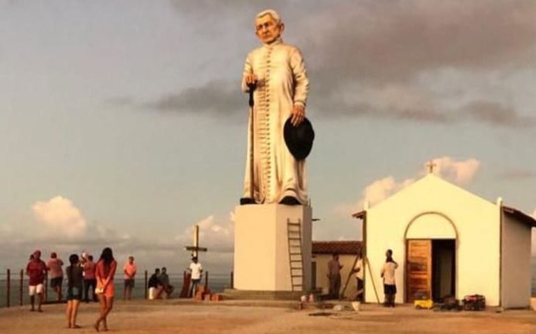Monumento em homenagem ao Padre Cícero será inaugurado nesta quinta, em Porto Real do Colégio