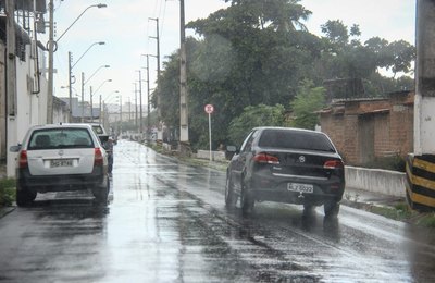 Veja alternativas para fugir de congestionamentos nos dias de chuva
