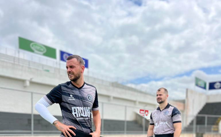 Recuperado de lesão, zagueiro Cristian Lucca segue trabalhando em Arapiraca